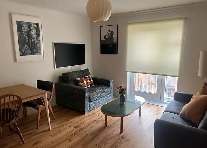 Flat In London